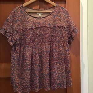 Deletta floral light flowy shirt